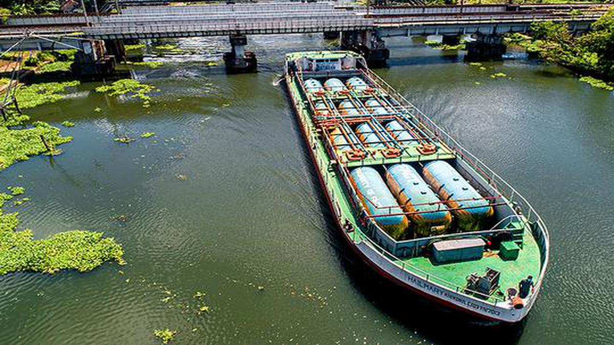 ദേശീയ ജലപാത 3 (NW 3) ഏത് മുതല്‍ ഏത് വരെയാണ് ബന്ധിപ്പിക്കുന്നത്‌? kerala psc pyqs, kpsc pyqs, kpsc pyqs and connected facts, kerala psc connected facts, psc questions, kerala psc previous year questions, psc previous year questions, psc pyqs and facts, kozhikode psc, calcut psc, psc coaching kozhikode, psc coaching calicut, exam coaching, best psc coaching kozhikode